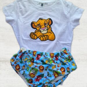 Conjunto camiseta y cubrepañal del Rey León