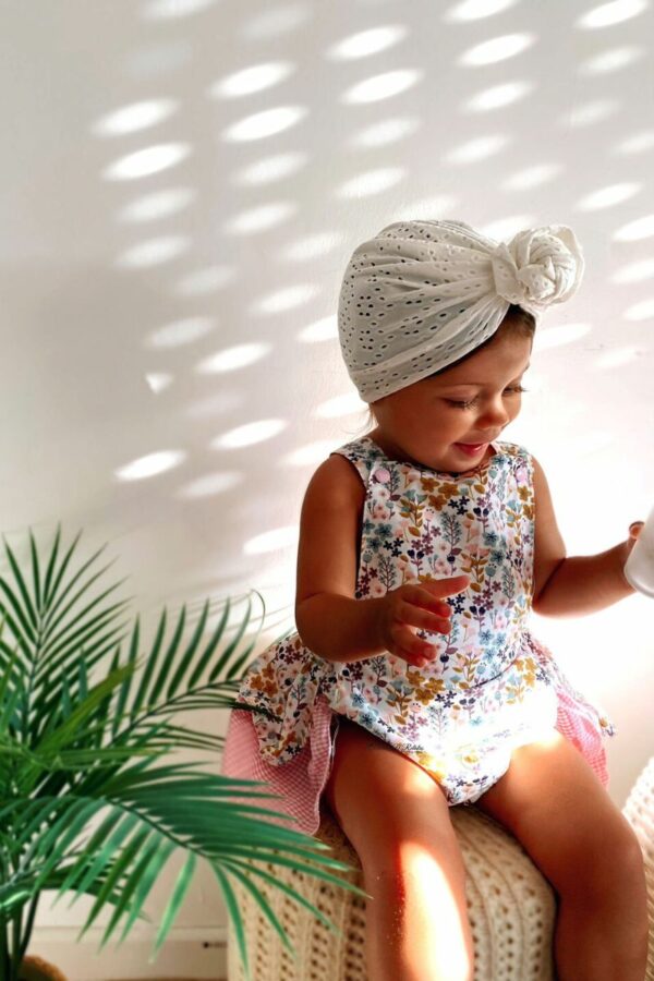 Peto new florecillas con volantes rosa de cuadros vichy