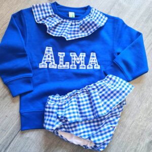 Conjunto sudadera azul con nombre y cubrefalda de cuadros vichy azul