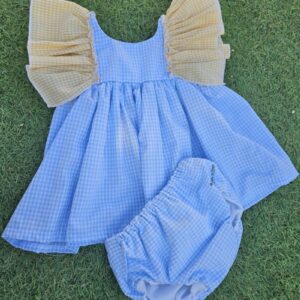 Conjunto de cuadros vichy celeste con volantes amarillo en las mangas