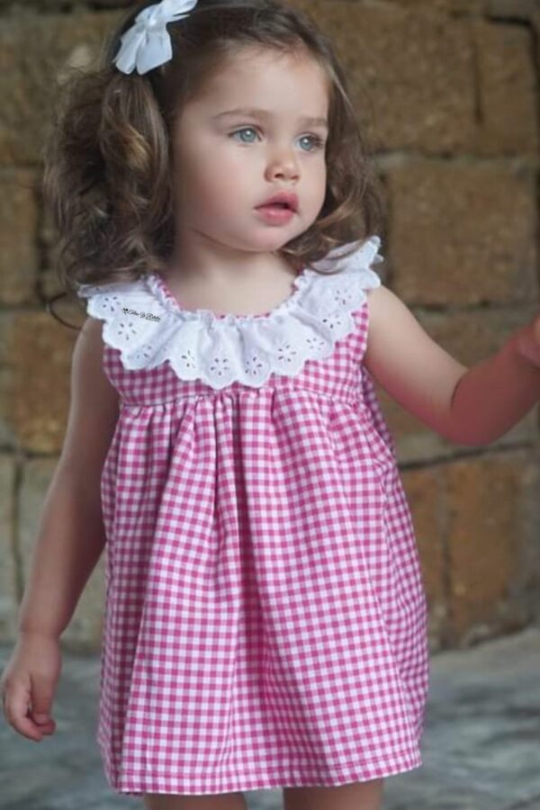 Vestido con bragas cuadros vichy fucsia