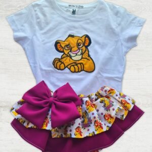 Conjunto camiseta y cubrefalda del Rey León