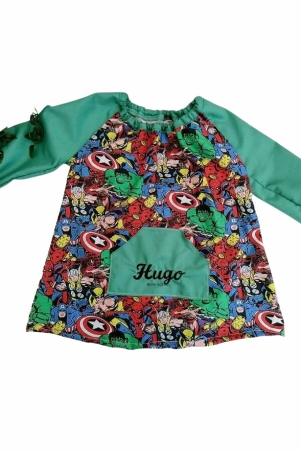 Babi escolar de super heroe verde