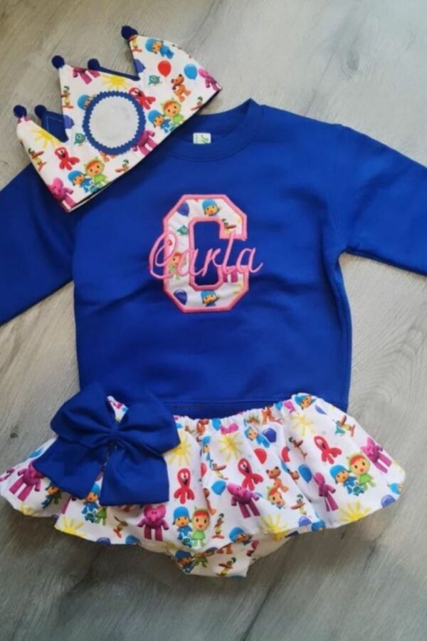 Conjunto de Cumpleaños sudadera y cubrepañal con volantes de Pocoyó y sus amigos