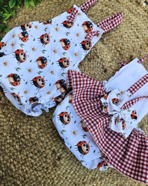 Peto mariquitas y vichy rojo