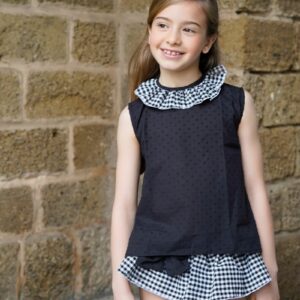 Conjunto de camisa de plumeti negra y braga con volante de cuadros vichy negro