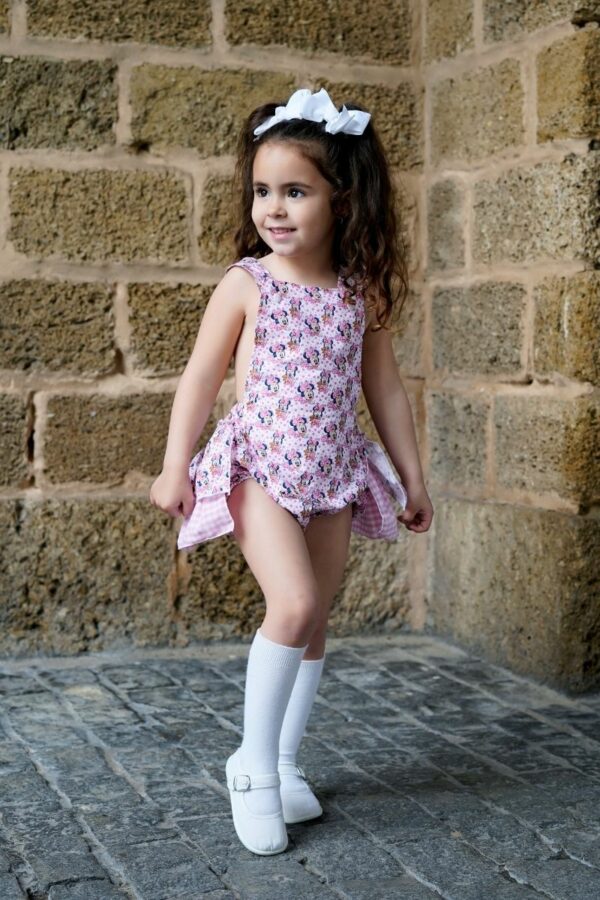 Peto con volantes de la Minnie Mouse