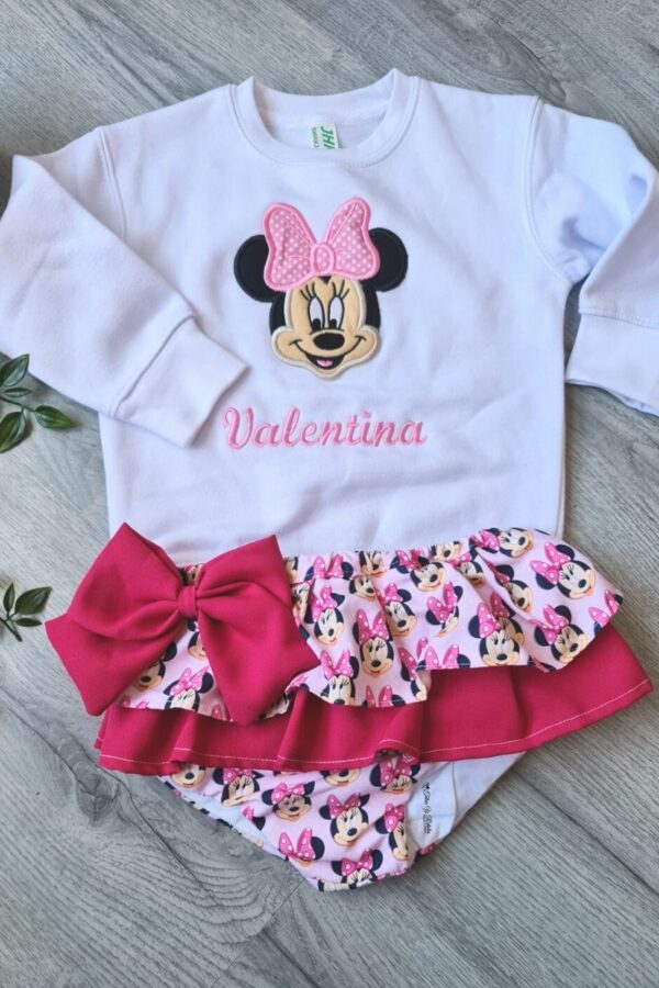Conjunto de la minnie con el lazo rosa y lunares