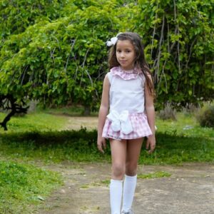 Conjunto de camisa de plumeti blanca y braga con volante de cuadros vichy rosa