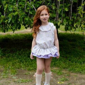 Conjunto de camisa estampada floral y braga con volante de cuadros vichy lila