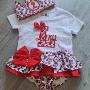 Conjunto de Cumpleaños rojo de Minnie con lazo rojo, inicial y nombre