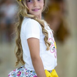 Conjunto camiseta con flor y cubrefalda pinaflor - Imagen 2