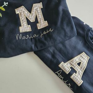 Sudadera personalizada con inicial y nombre - Imagen 2
