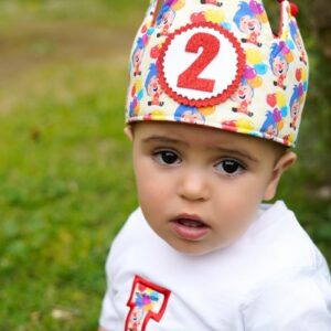 Conjunto de Cumpleaños de corona, camiseta con inicial y cubrepañal del payaso Plim Plim - Imagen 2