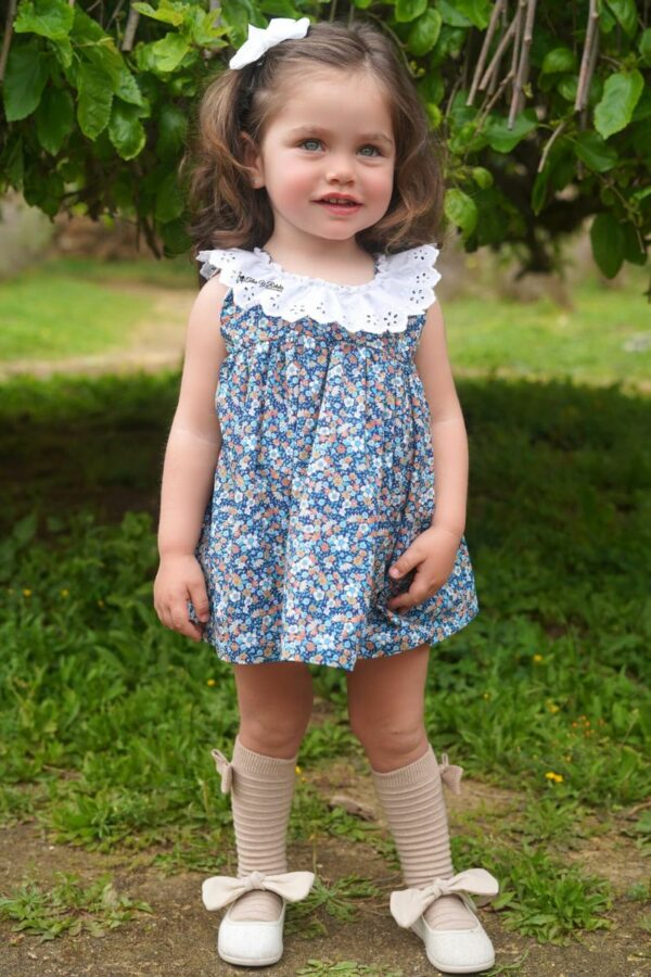Vestido con bragas estampado de flores color azules