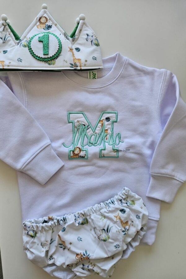 Conjunto de Cumpleaños sudadera y cubrepañal de animalitos con inicial y nombre