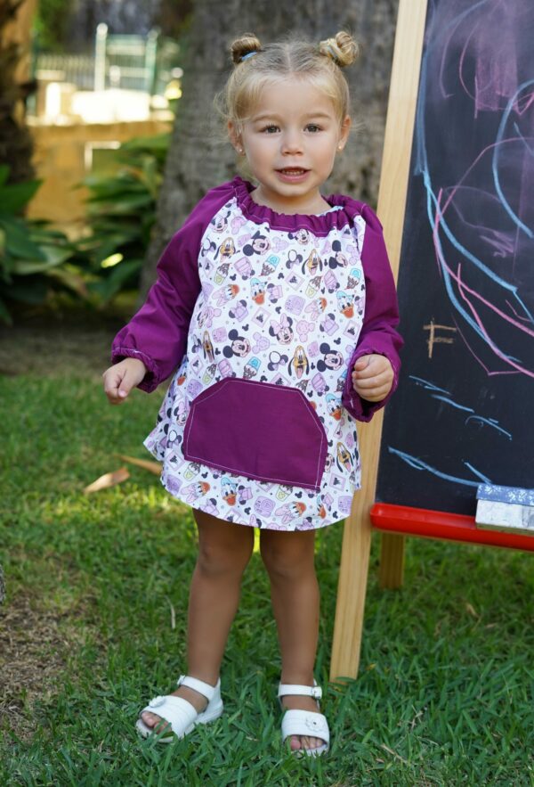 Babi escolar disney