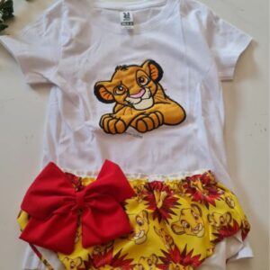 Conjunto camiseta y cubrepañal del Simba