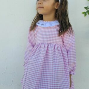 Vestido de mangas largas de cuadros vichy rosa con cuello