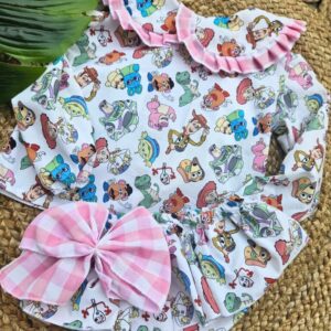 Conjunto de camisa marga corta y cubrepañal con volantes de Toy Story