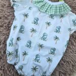 Pelele de dinosaurio