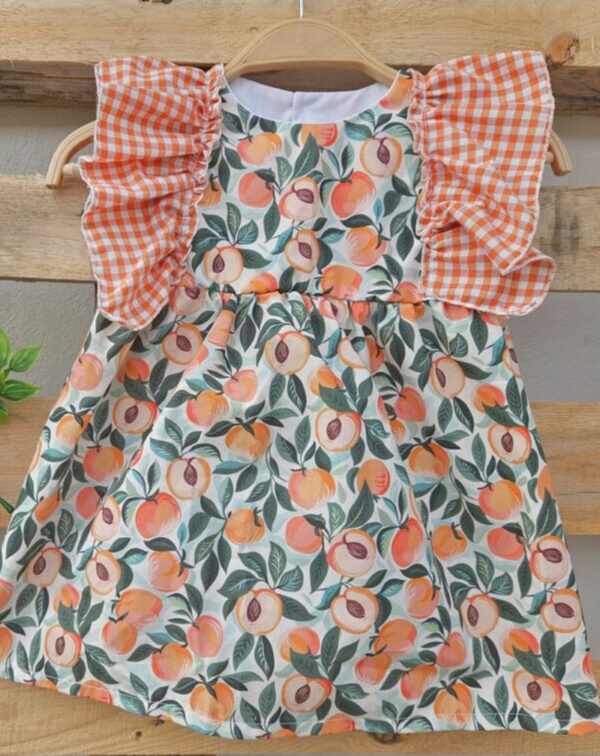 Vestido melocotón con braguitas de cuadros vichy naranja