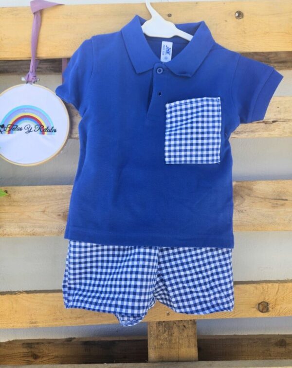 Conjunto de polito de mangas cortas con short diseño cuadros vichy azul
