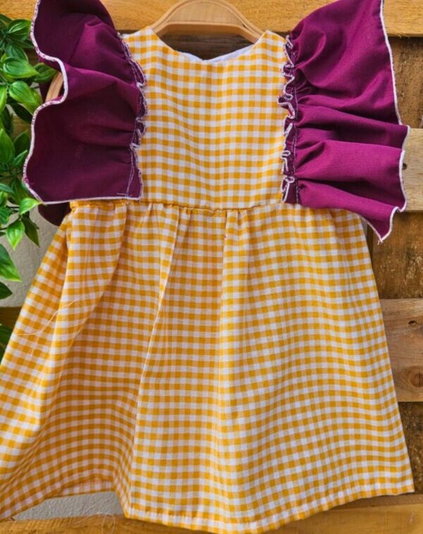 Vestido con bragas cuadros vichy amarillo