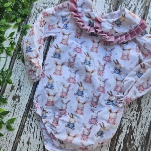 Pelele Conejitos empolvado Cuello Rosa